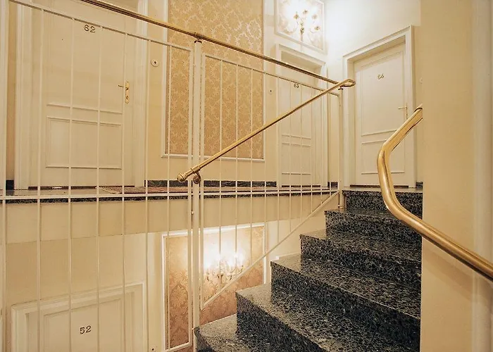 Hotel Henri 4*