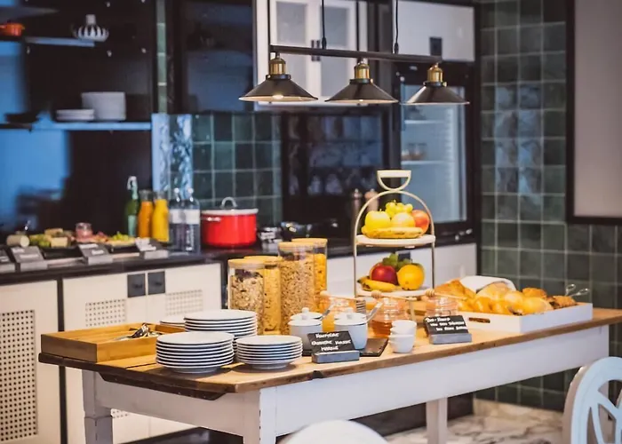 Hotel Henri 4*