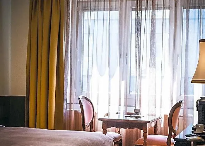 Hotel Henri 4*