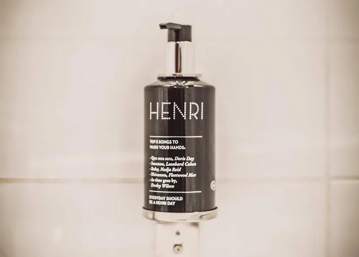 Henri 4* فيينا