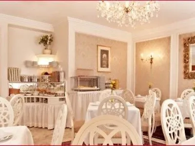 فندق Henri